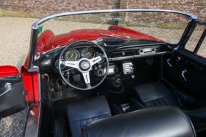 Image 25/50 of Alfa Romeo 2600 Spider (1962)