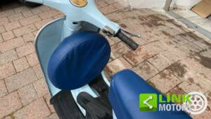 Image 9/10 de Piaggio Vespa 125 Primavera (1975)