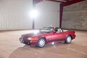 Image 28/43 of Mercedes-Benz 500 SL (1992)