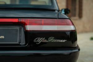 Bild 21/50 von Alfa Romeo 2.0 Spider (1991)