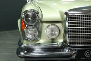 Image 39/49 of Mercedes-Benz 280 SE (1970)