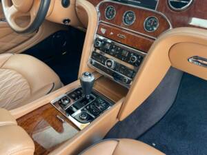Bild 13/20 von Bentley Mulsanne Mulliner EWB (2017)