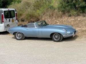 Afbeelding 6/8 van Jaguar E-Type (1968)