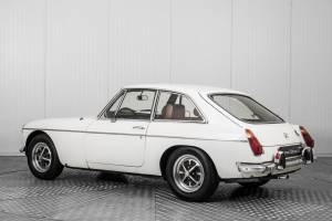 Imagen 8/50 de MG MGB GT (1974)
