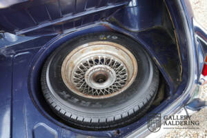 Image 38/50 of Jaguar Mk II 3.4 (1966)