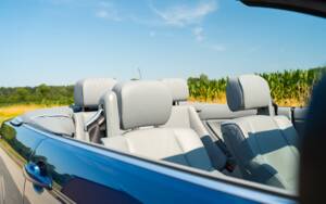 Image 13/31 of BMW 325Ci (2001)