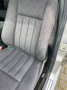 Image 9/10 de Mercedes-Benz E 220 (1995)