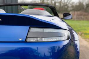 Bild 35/85 von Aston Martin V12 Vantage AMR Roadster (2018)