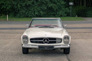 Image 8/60 of Mercedes-Benz 230 SL (1967)