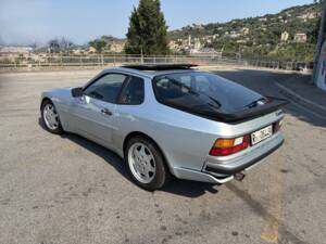 Image 28/98 of Porsche 944 Turbo S (1988)