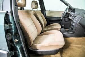 Image 21/41 of Audi 100 - 2.0 TD (1986)