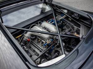 Image 5/60 of Jaguar XJ 220 (1992)