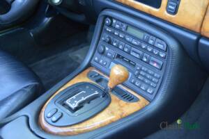 Afbeelding 49/50 van Jaguar XKR (2000)