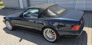Image 93/100 of Mercedes-Benz SL 500 (1999)