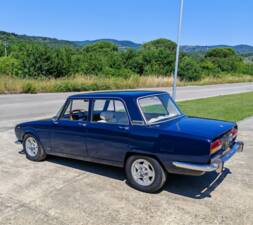 Image 5/50 of Alfa Romeo 2000 Berlina (1972)