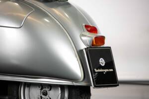 Bild 16/50 von Piaggio Vespa 150 GS (1958)