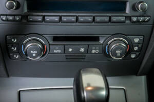 Afbeelding 25/50 van BMW 325i (2007)