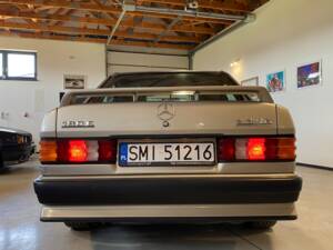 Bild 11/66 von Mercedes-Benz 190 E 2.3-16V (1986)