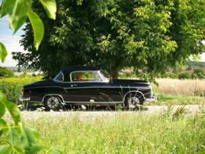 Imagen 21/43 de Mercedes-Benz 220 S (1957)