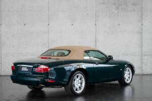 Bild 32/50 von Jaguar XK8 4.0 (2002)