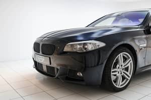 Image 15/24 of BMW 550i (2012)