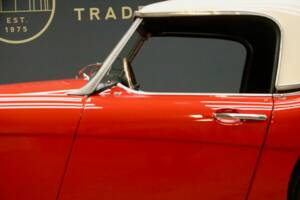 Image 14/50 of Austin-Healey 3000 Mk II (BN7) (1962)