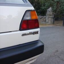 Bild 14/63 von Volkswagen Golf II GTi 1.8 (1989)