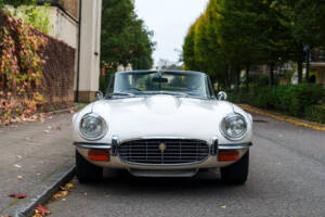 Image 5/21 de Jaguar E-Type V12 (1973)