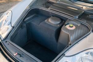 Bild 33/37 von Porsche 911 GT2 (2003)