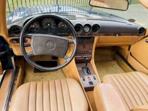 Image 19/36 de Mercedes-Benz 560 SL (1986)