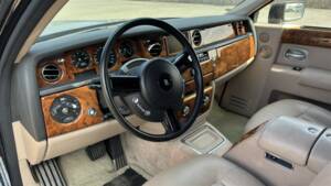 Image 10/44 of Rolls-Royce Phantom VII (2004)