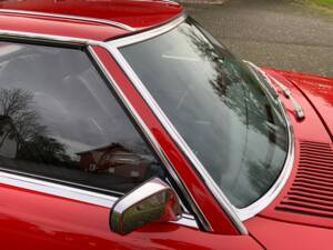 Image 143/177 de Mercedes-Benz 350 SL (1974)