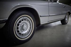 Image 44/100 de Mercedes-Benz 450 SL (1973)