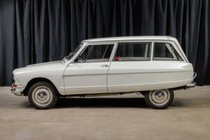 Image 20/67 of Citroën Ami 6 Break (1969)