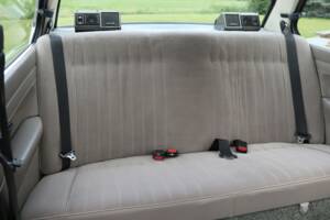 Image 34/50 of BMW 323i (1980)