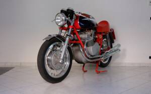 Image 34/99 of MV Agusta 750 Sport (1971)