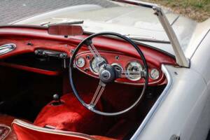 Image 2/32 de Austin-Healey 100/6 (BN4) (1957)