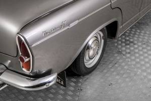 Immagine 44/50 di SIMCA Aronde 1300 (1961)