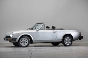 Imagen 27/29 de FIAT Pininfarina Spidereuropa (1983)