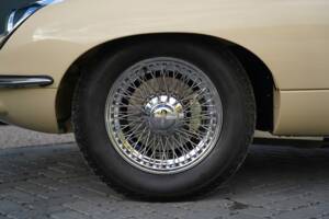 Imagen 34/50 de Jaguar E-Type (1969)