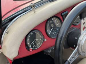 Bild 9/9 von Morgan Plus 8 (1982)