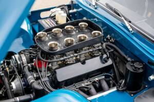 Image 14/18 of TVR Griffith 400 (1965)