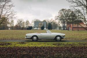 Imagen 8/25 de Lancia Flaminia GT 2.8 3C Touring (1962)