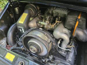 Afbeelding 23/34 van Porsche 911 Carrera 3.2 (1984)