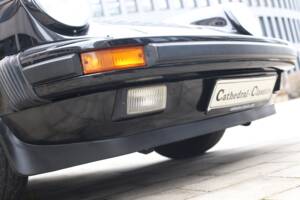 Image 12/43 of Porsche 911 Carrera 3.2 (1985)