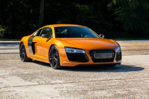 Image 9/36 of Audi R8 V10 (2013)