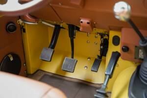 Image 13/28 of Land Rover 90 (1988)