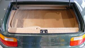 Image 14/19 of Porsche 928 S4 (1989)