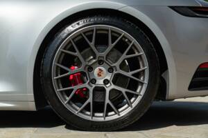 Bild 34/50 von Porsche 911 Carrera 4S (2019)