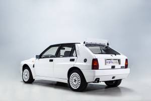 Afbeelding 8/38 van Lancia Delta HF Integrale Evoluzione I (1991)